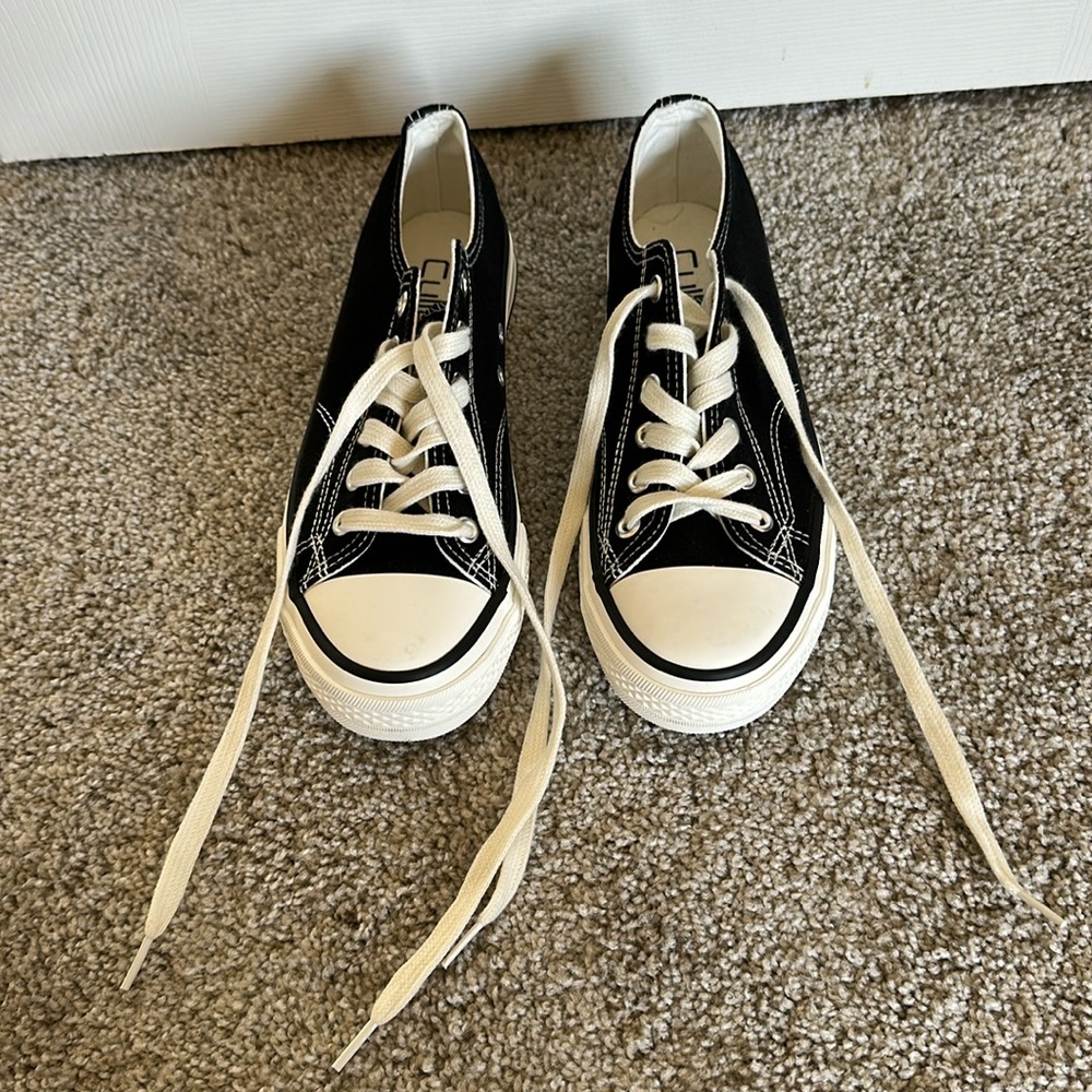 Black converse knockoff